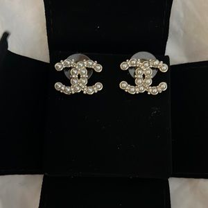 Chanel cc earrings